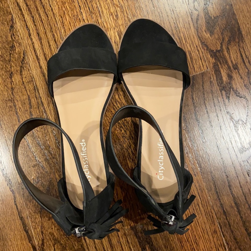 Sandal heels